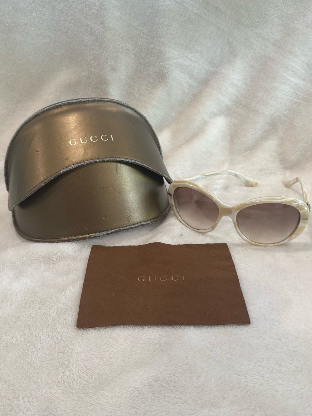Gucci Cream Tortoiseshell Round Oversized Sunglasses - Picture 4 of 5